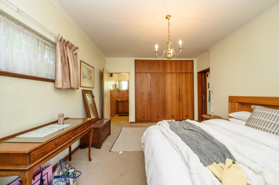 4 Bedroom Property for Sale in Summerstrand Eastern Cape